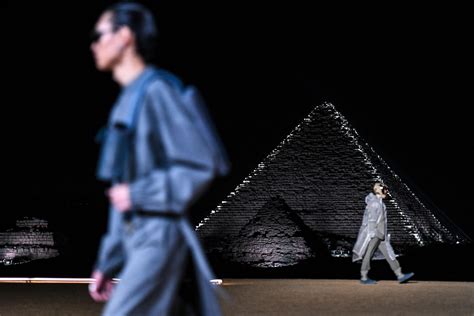 dior fashion show giza